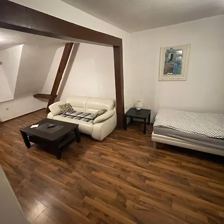 Monteurwohnung Hollaender *